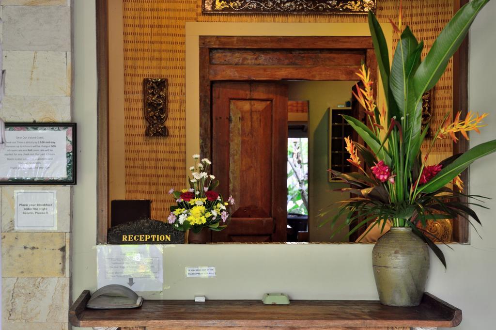 Hôtel Desa Nyima à Seminyak Extérieur photo